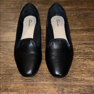 Clarks Women's Black Loafers